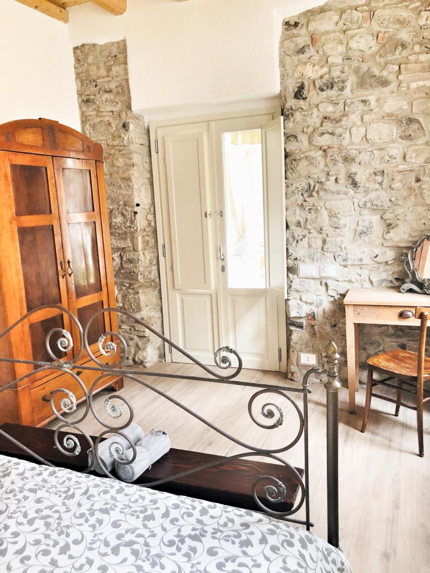 Casa Barteei Bed & Breakfast Monte Isola Exterior photo